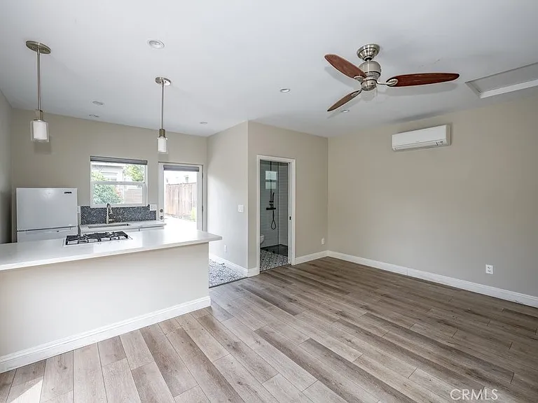 5940 Simpson Ave — Photo 5