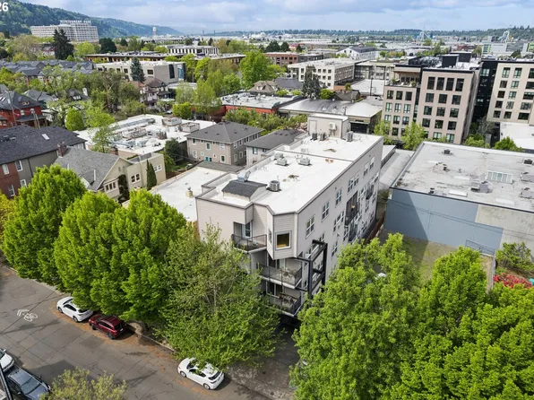 2241 NW Pettygrove St APT 5, Portland, OR 97210