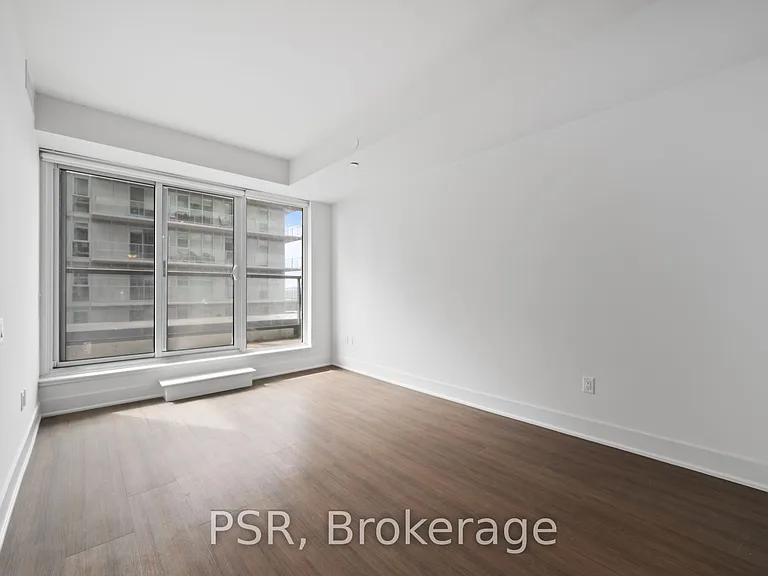 195 Deerfield Rd #710 — Photo 4