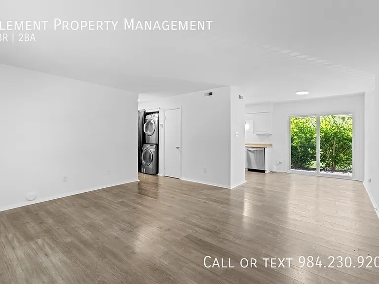 1208 Manassas Ct #A — Photo 6