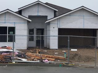 717 Fresno St, Madera, CA 93638