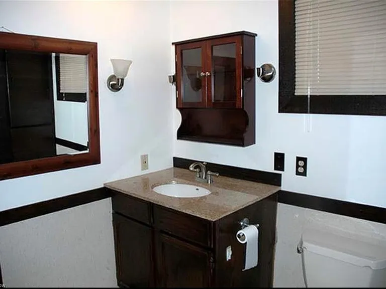 622 Broad Ave NW #2 — Photo 5
