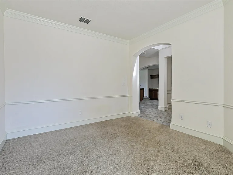 9233 Dark Forest Dr — Photo 9