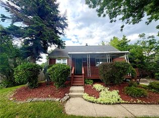 4765 N Bailey Ave, Buffalo, NY 14226