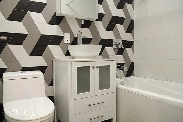Rented by Rennit Inc. | media 19