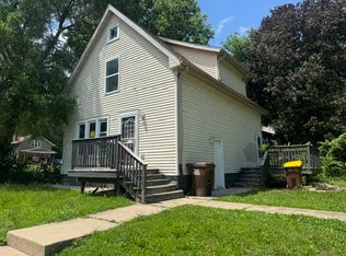 1531 Andrews St, Rockford, IL 61101