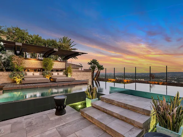 11735 N Manchester Way, Porter Ranch, CA 91326