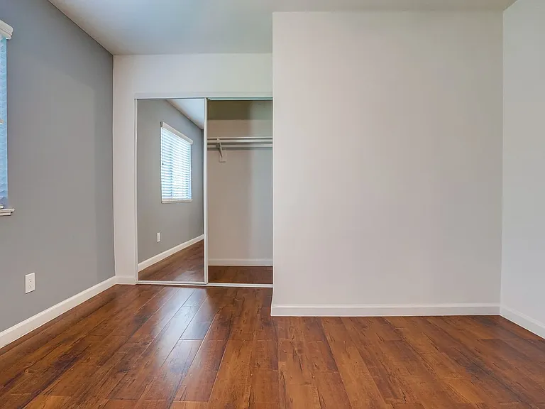 821 N. Austin Ave — Photo 42