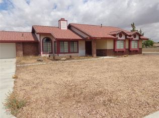 18978 Cronese Ln, Apple Valley, CA 92308