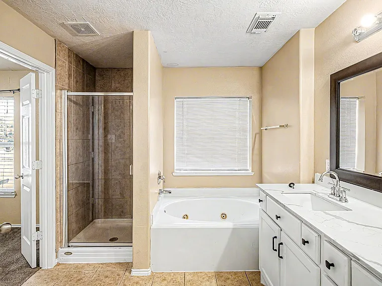 18114 Sorrell Oaks Ln — Photo 23