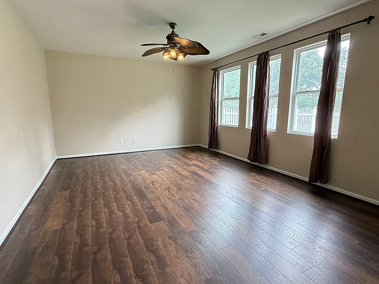 11828 Bending Branch Rd — Photo 5