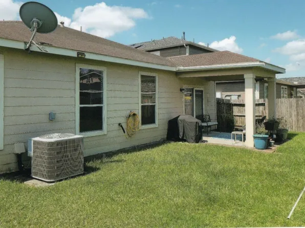 2907 Legends Knoll Dr, Spring, TX 77386