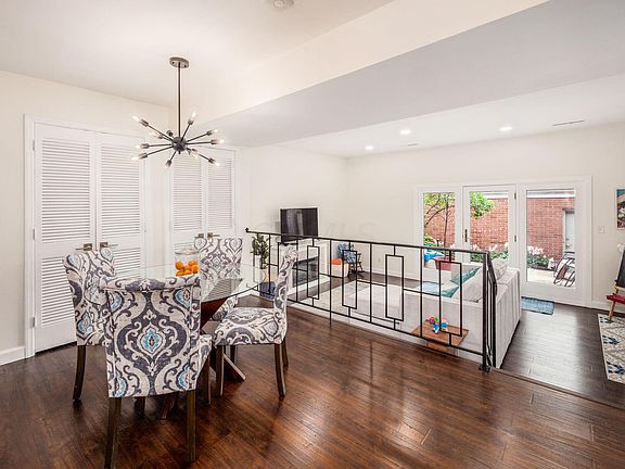 4th image of 2853 Chateau Cir #18
