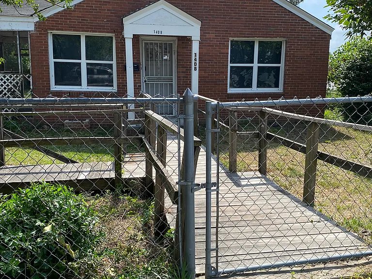 1408 Merry St — Photo 1