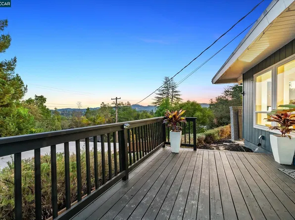 11 Las Palomas, Orinda, CA 94563