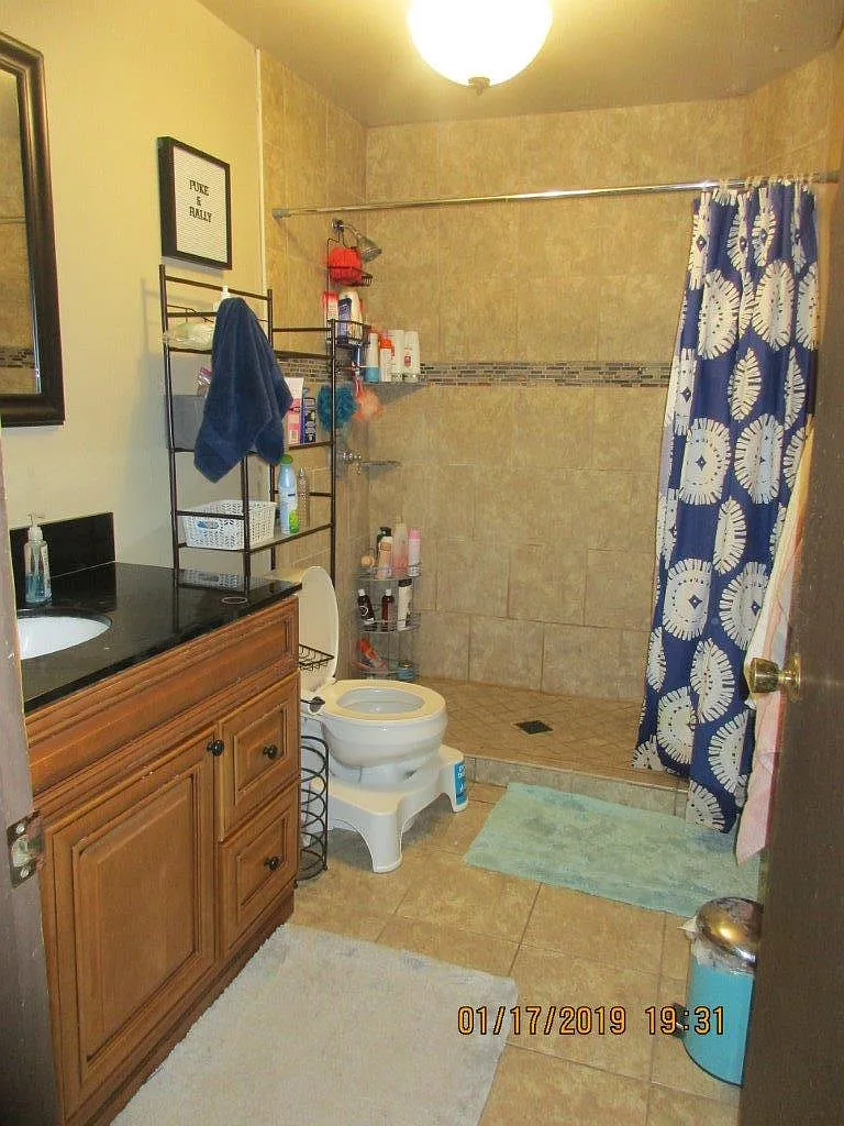 353 W Sanborn St — Photo 2