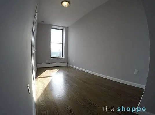 Rented by The Shoppe | media 7