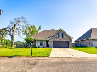 14300 Whippoorwill Rd, Gulfport, MS 39503