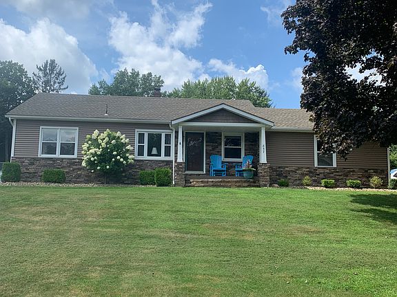 2nd image of 857 Atwood Dr