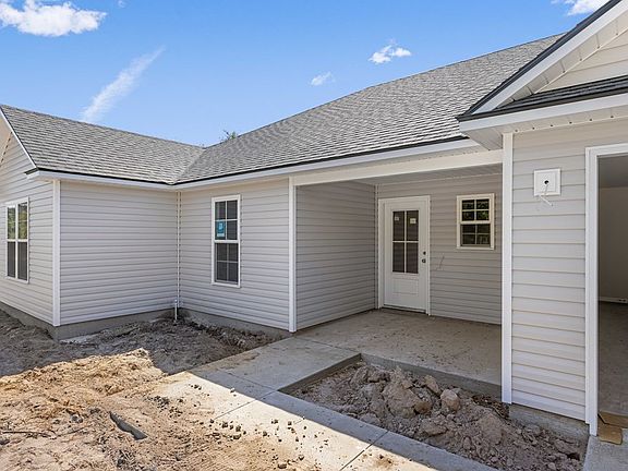 3rd image of 4454 White Water Rd