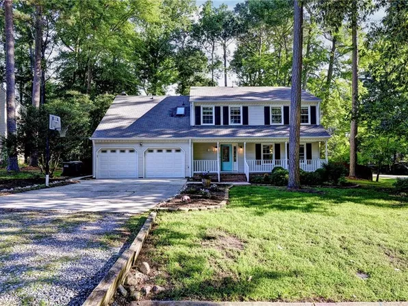 100 Middlewood Ln, Yorktown, VA 23692