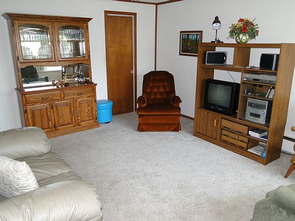 4th image of 333 7th St SE #4