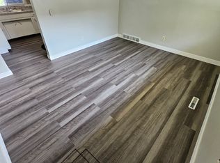 211 Fereday Ct UNIT A, Waterloo, IA 50701