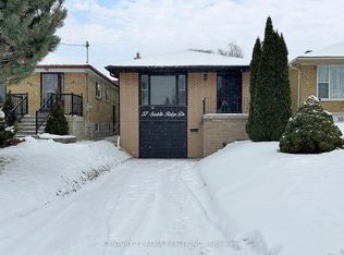 57 Saddle Ridge Dr, Toronto, ON M4A 1Z6