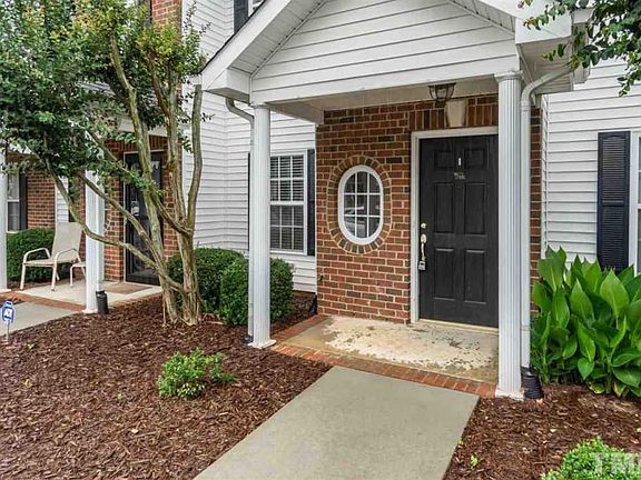3rd image of 1870 Birmingham Dr