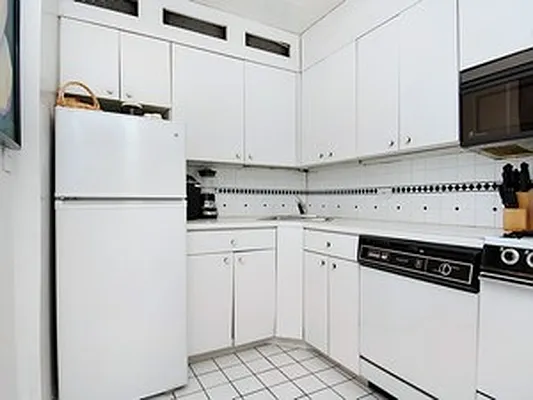 Sold by Corcoran | media 4