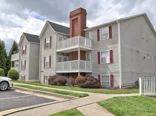 1400 Cedar Ridge Dr APT F, Radford, VA 24141