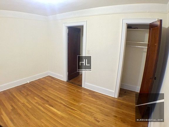 3rd image of 3071 33rd St Bsmt 2