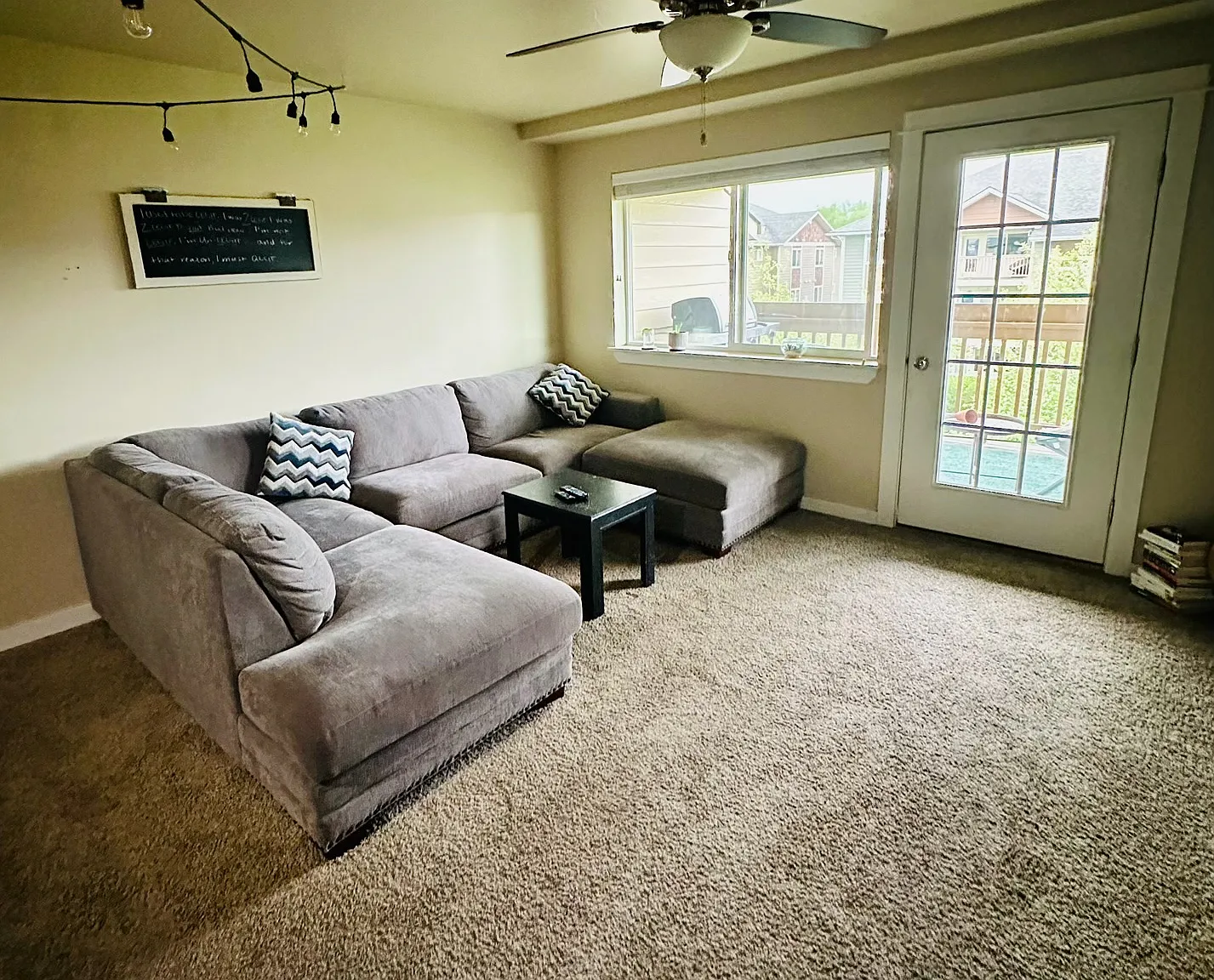 2 bed, 1000 sqft, $1,850 — Photo 1