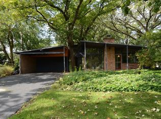 2296 N Sunset Rd, Palatine, IL 60074