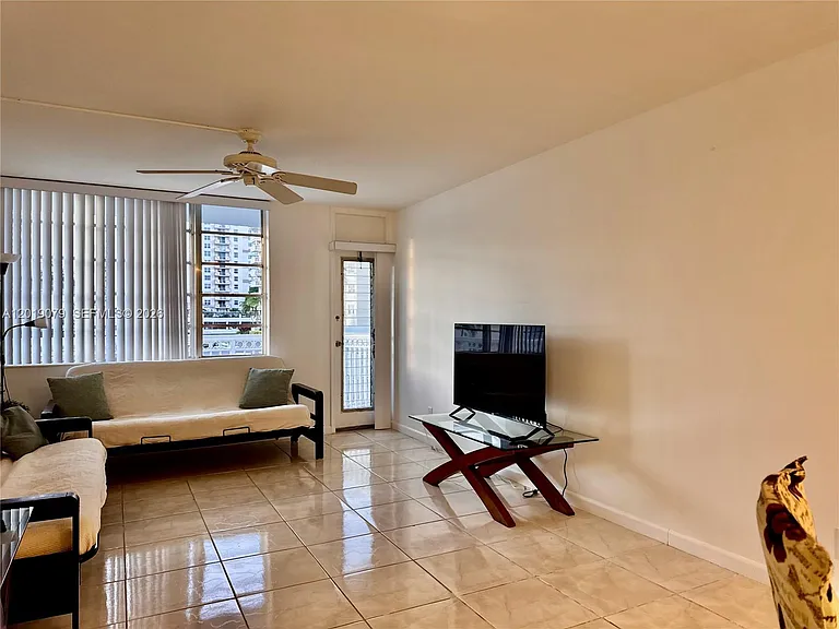 1913 S Ocean Dr #212 — Photo 12
