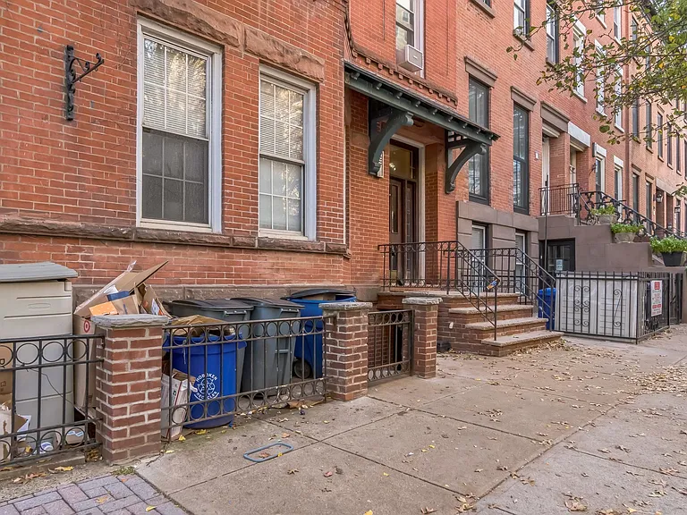 318 Hudson St #B — Photo 29