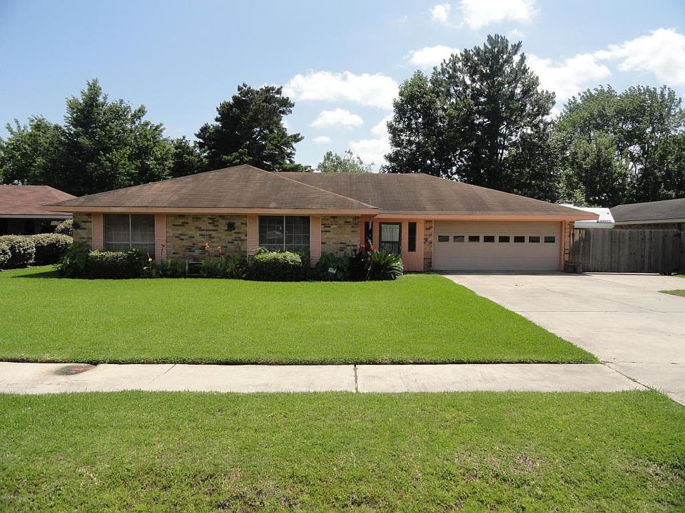 1st image of 219 Harvest Dr