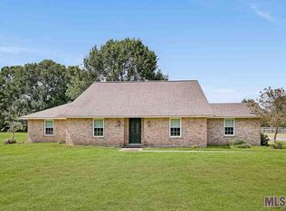 637 Morrow Ave, Zachary, LA 70791