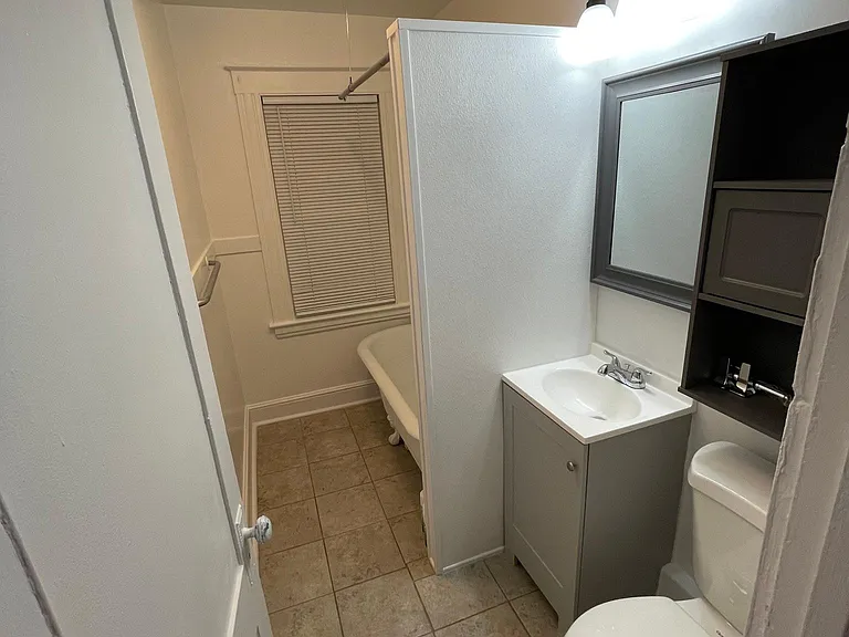 22 Sunrise Ave #2 — Photo 6