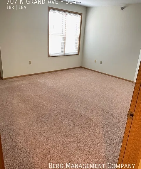 707 N Grand Ave #504 — Photo 6