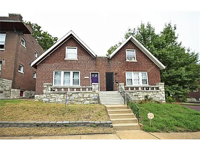 3303 Potomac St photo 1