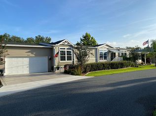 939 W Norman St, Lady Lake, FL 32159