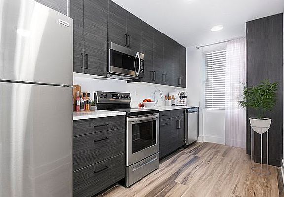 4th image of 20-46 Seagirt Blvd #1BC