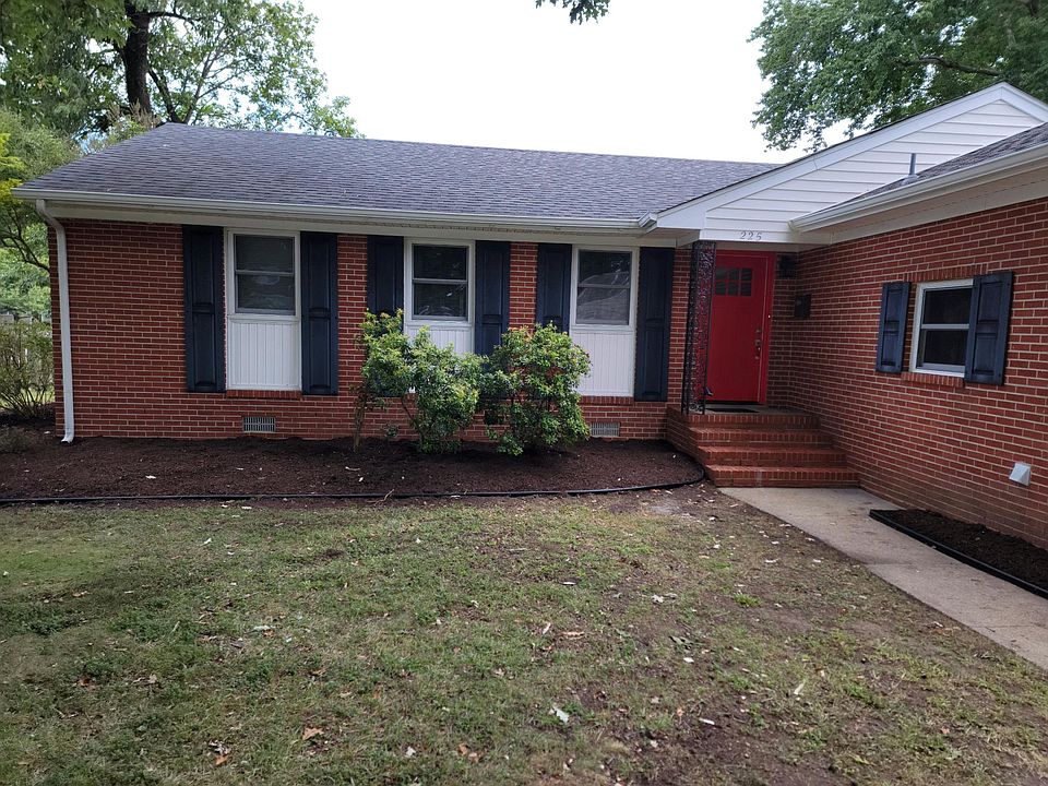 1st image of 225 Longmeadow Dr