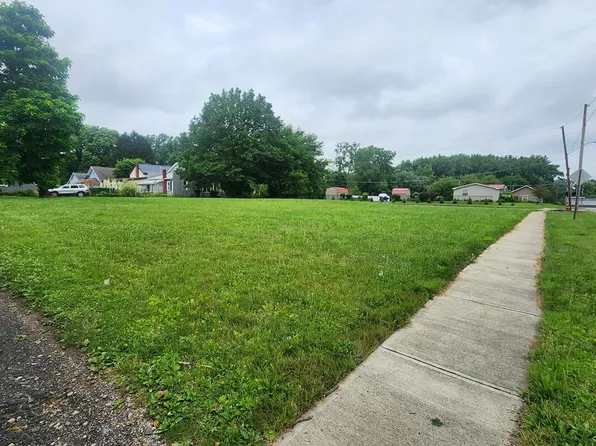 303W W Galen St, Bucyrus, OH 44820