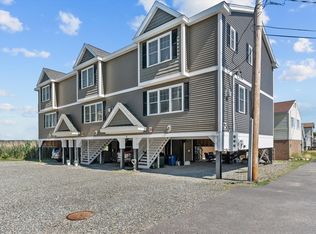 75 N End Blvd #1, Salisbury, MA 01952