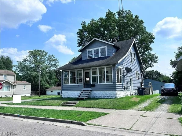 1138 Kohler Ave, Akron, OH 44314