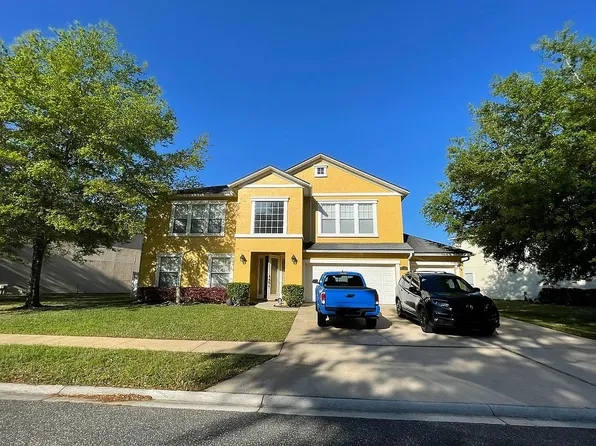 664 Wakeview Dr, Orange Park, FL 32065