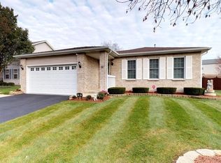162 Chestnut Ln, Bolingbrook, IL 60490