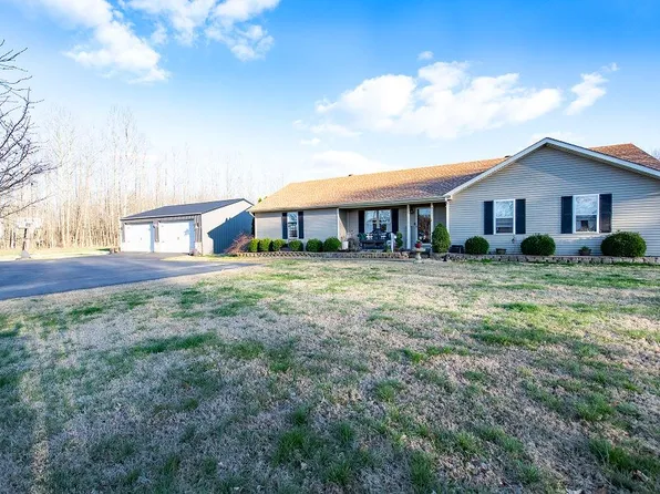 215 J D Buchanan Rd, Hanson, KY 42413